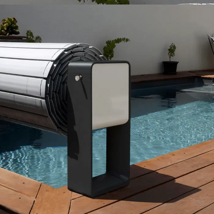 Neo Octéo – Volet piscine hors sol design et motorisé