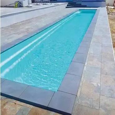 Couloir de nage enterré polyester Agathe – piscine sportive gamme Neomoon Neopool