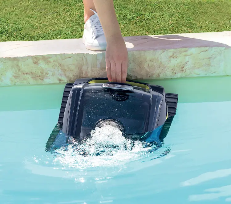 fluidra-zodiac-robot-freerider22jpg-1669390155.webp